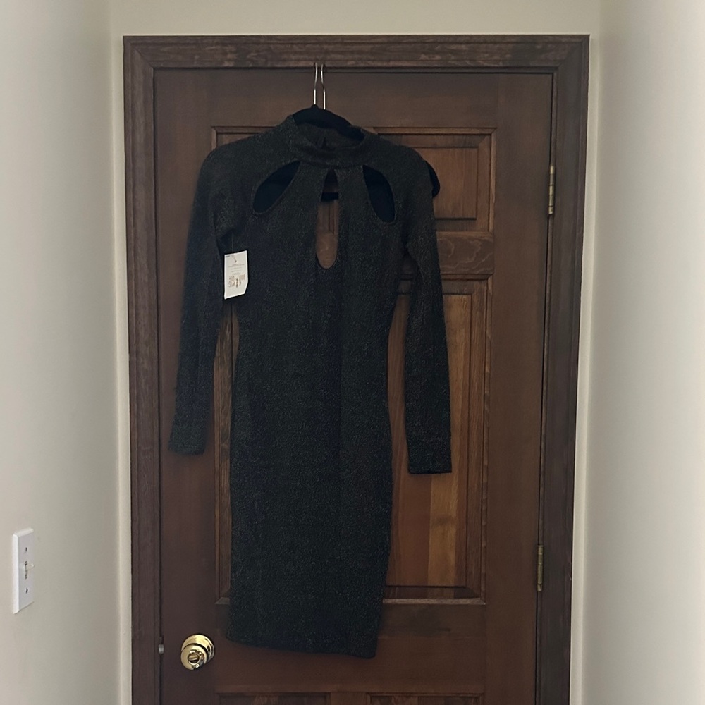 Elegant Long Sleeve Black Dress